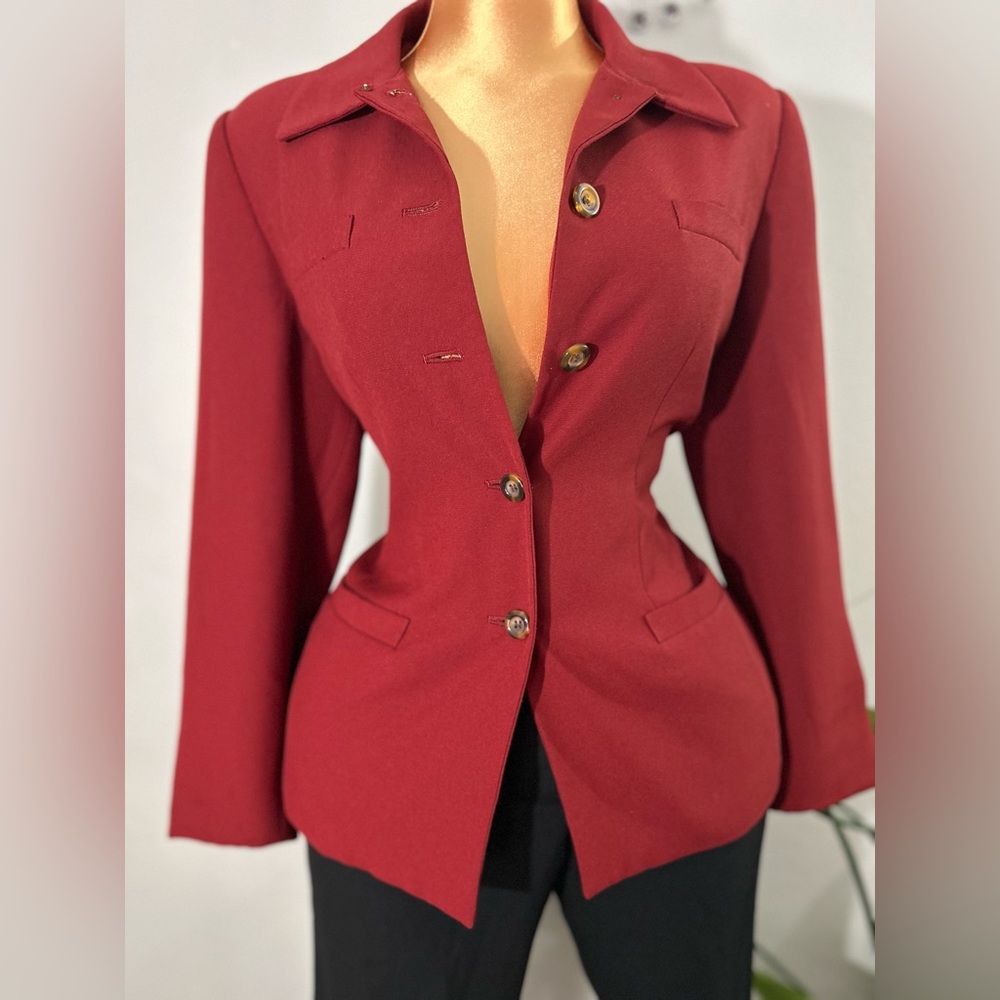 Le Suit Classic Red Blazer